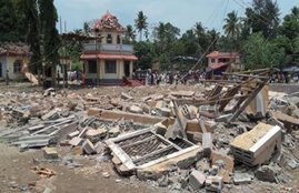 5 members of Kerala's Puttingal temple's managing committee surrender, kerela fire, national news