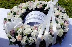 परमाणु बम विस्फोट के सात दशक बाद अमेरिकी विदेश मंत्री ने किया हिरोशिमा का दौरा