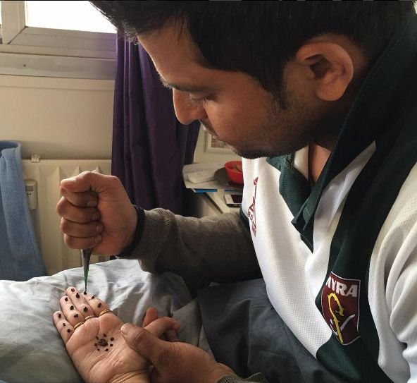 Suresh Raina, Suresh Raina wife, Suresh Raina wife baby, Suresh Raina wife photos, Suresh Raina father, Cricket, Sports Gallery, suresh raina-priyanka chaudhry, suresh raina wife, suresh raina with his wife