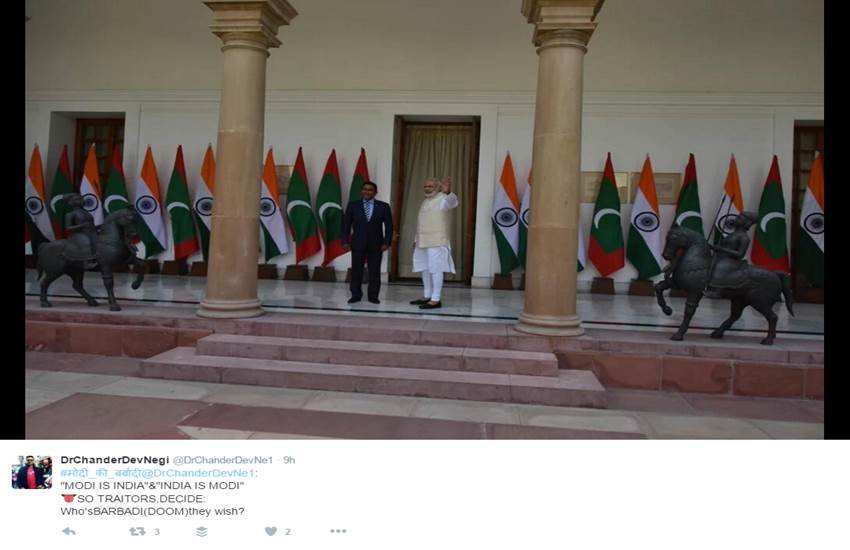 #मोदी_की_बर्बादी के बहाने टि्वटर पर छिड़ी नरेंद्र मोदी और शाहरुख खान के फैंस में जंग