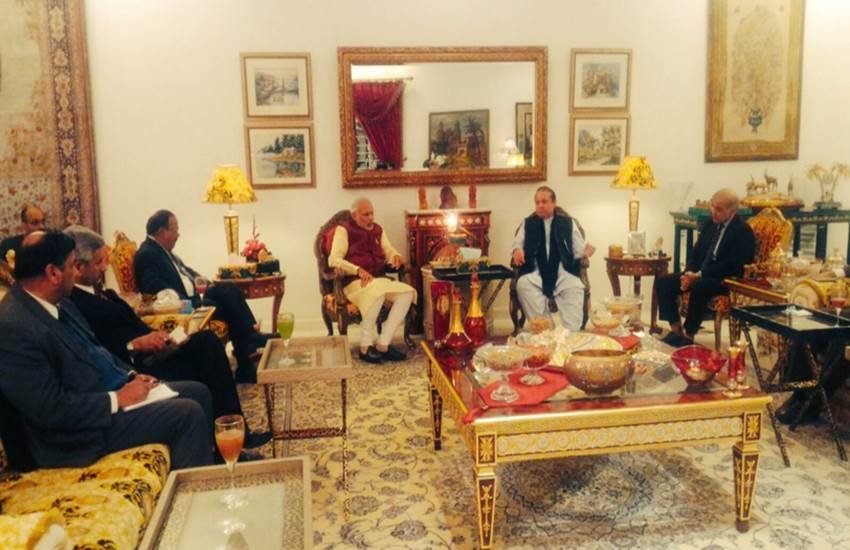 nawaz sharif kundli, narendra modi, India Pakistan relations, Foreign secy level talks, Narendra Modi, Narendra Modi news in hindi, Narendra Modi History, narendra modi biography, nawaz sharif, nawaz sharif news in hindi, nawaz sharif biography, nawaz sharif pakistan, Pakistan PM nawaz sharif, Pak PM nawaz sharif, nawaz sharif Narendra Modi, india pakistan meet, indo-Pak talk, nawaz sharif narendra modi meet, India PM Narendra Modi, PM Narendra Modi