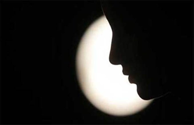 कोलकाताः लिफ्ट के बहाने बैठा नेपाली लड़की से किया चलती कार में गैंगरेप