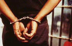 कोल्‍ड ड्रिंक में नशीली दवा देकर बेटी का बलात्‍कार करने का आरोपी पिता गिरफ्तार