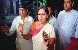 Roopa Ganguly,Trinamool congress, Bengal Assembly elections, Assembly polls 2016, West Bengal Elections, BJP, FIR on roopa ganguly