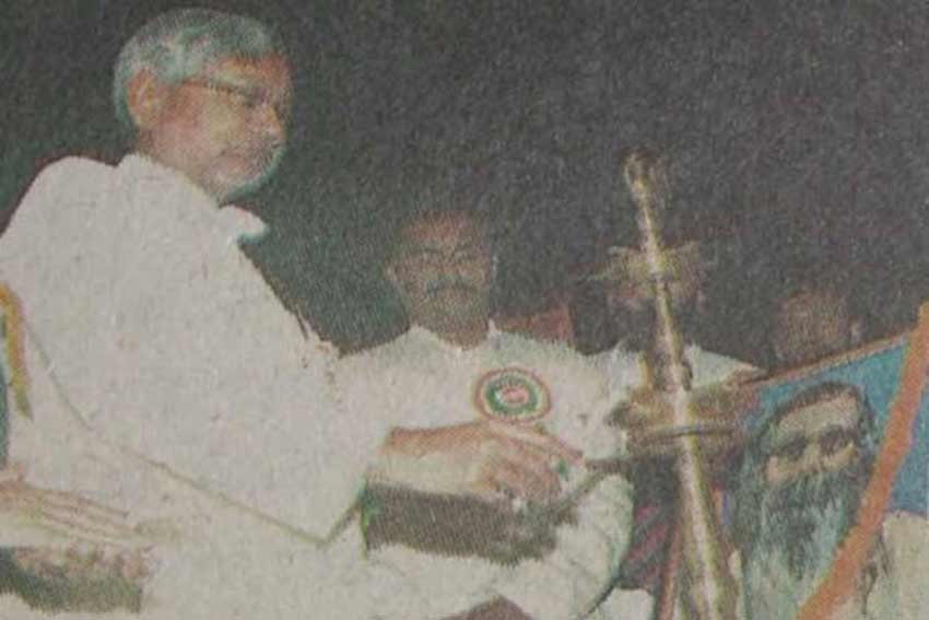Nitish kumar, BJP, RSS, RSS free india, Nitish kumar facebook, nitish kumar social media, nitish kumar BJP, RSS BJP, sangh parivar, rashtriya swayam sewak sangh, Bihar,