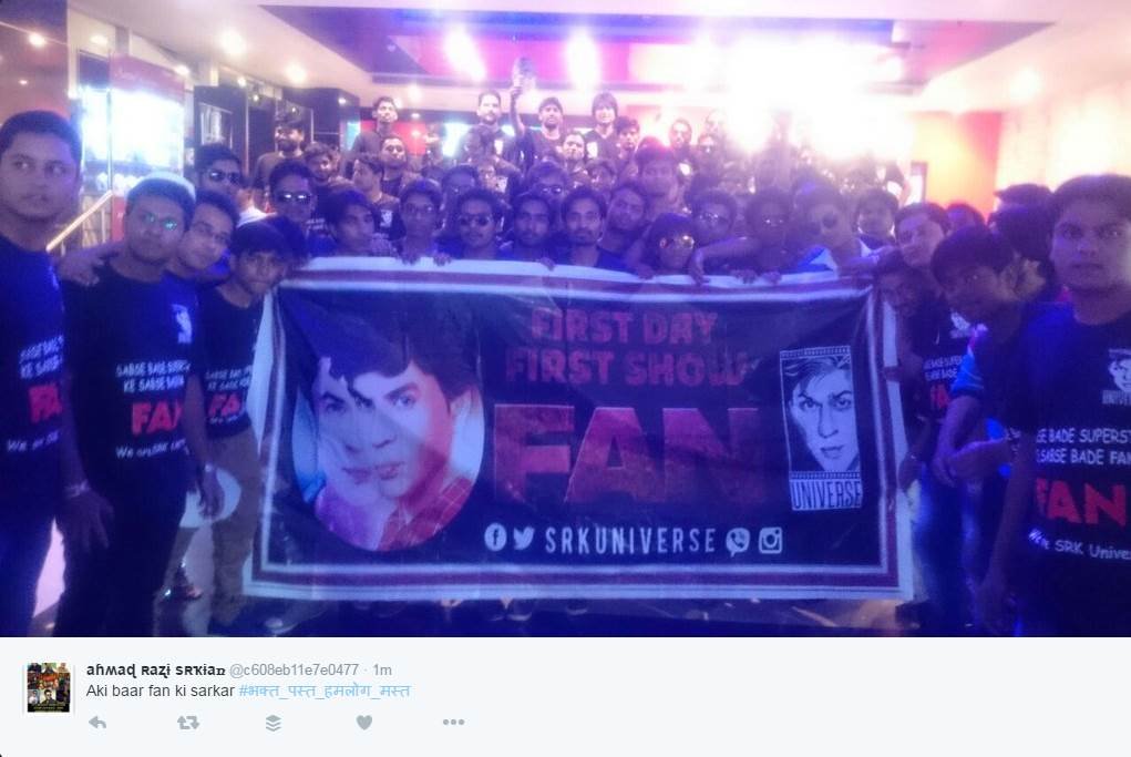 Twitter War: रिलीज के दूसरे ही दिन उड़ने लगा FAN का मजाक, शाहरुख खान के फैंस ने भी खोला मोर्चा