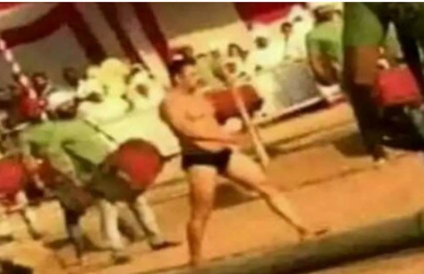 sultan news pics, Salman khan, Salman khan Sultan, Sultan, Salman khan Sultan Look, Salman Sultan look, Salman khan clean Shaven, Salman, Salman Sultan, Salman khan Sultan Film, Salman khan in Sultan, Salman in Sultan, Salman Khan Sultan new Look, Salman Sultan New Look, Salman Khan News, Salman News, Bollywood News, Latest News, Entertainment news