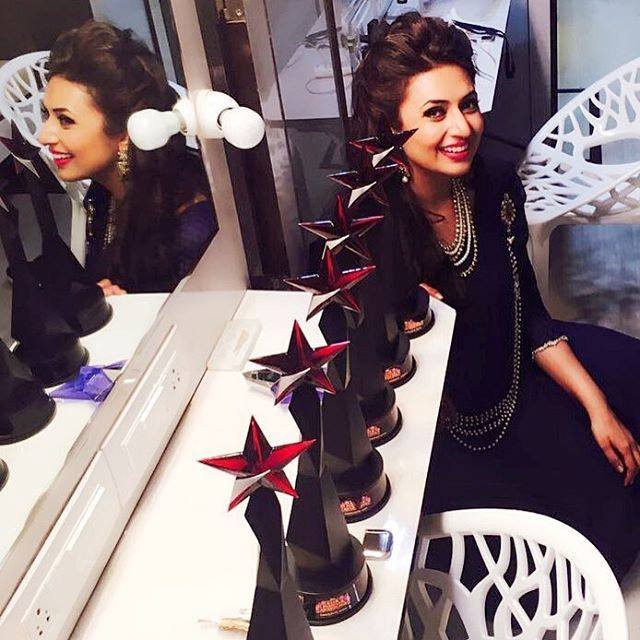Divyanka Tripathi,Karan Patel,Star Parivaar Awards,Star Parivaar Awards 2016,Star Parivaar Awards 2016 winners, Karan Patel, Ankita Bhargava, Star Parivaar Awards, Debina Bonnerjee, Shilpa Shirodkar, Abhay Vakil, Remo D'souza, Farah Khan, Goldie Behl, Karan Mehra, Dalip Tahil, Charu Asopa, Neeraj Malviya, Namit Das, Manasi Parekh, Ruhanika Dhawan, Suchita Trivedi, Devoleena Bhattacharjee, Rupal Patel, Ekta Kaul, Anuja Sathe, Madirakshi Mundle, Neena Kulkarni, Kiran Karmarkar, Ajinkya Deo, Satish Kaushik, Meet bros, Ashish Sharma, Mohammad Nazim, Vikram Kochhar, entertainment