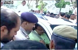 Vijay Goel,odd even,Arvind Kejriwal,Delhi traffic,Odd even fine,Delhi pollution" itemprop="keywords"/>