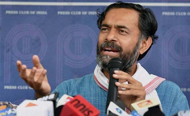 योगेंद्र यादव (PTI file photo)