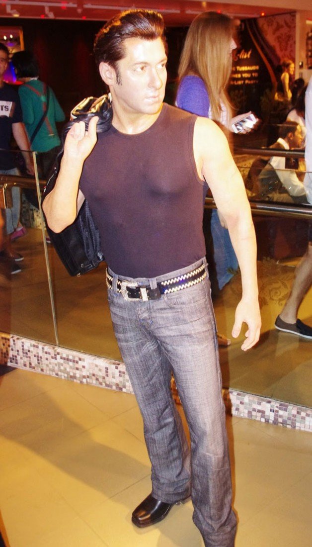 Amitabh Bachchan, Madame Tussauds, Amitabh Bachchan Madame Tussauds, Amitabh Bachchan wax Statue, Big B Madame Tussauds, Madame Tussauds pm modi, Madame Tussauds aishwarya rai, Madame Tussauds kareena kapoor, Madame Tussauds hritik roshan, Madame Tussauds katrina kaif, Madame Tussauds madhuri dixit, Madame Tussauds salman khan