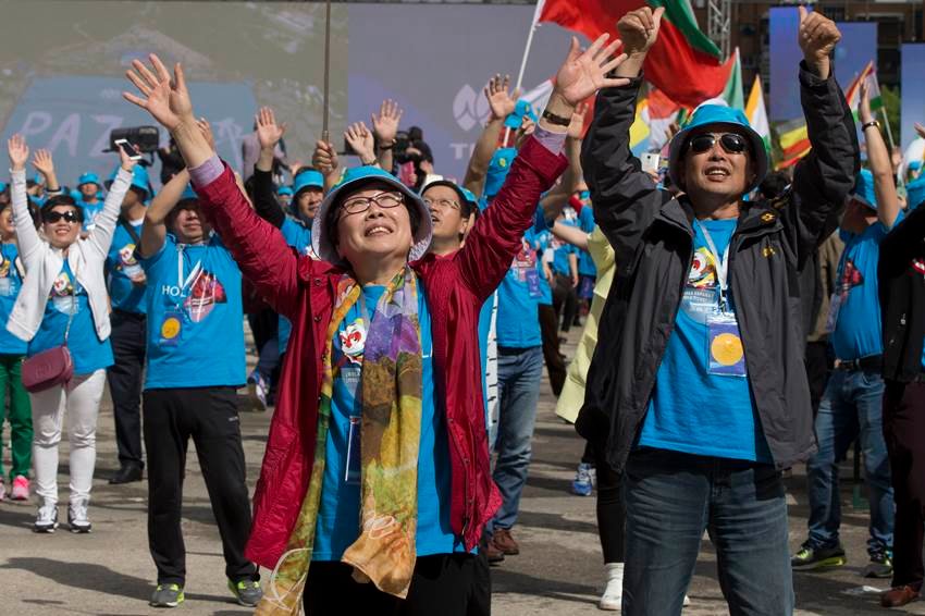 china, china company, Tiens Group, Chinese billionaire, Spain, Li Jinyuan, Paris, Cote d'Azur, Madrid, Barcelona, Toledo, china company holiday, Tiens Group holyday, Tiens Group tour, Spain tour, employee spain holiday, spain holiday
