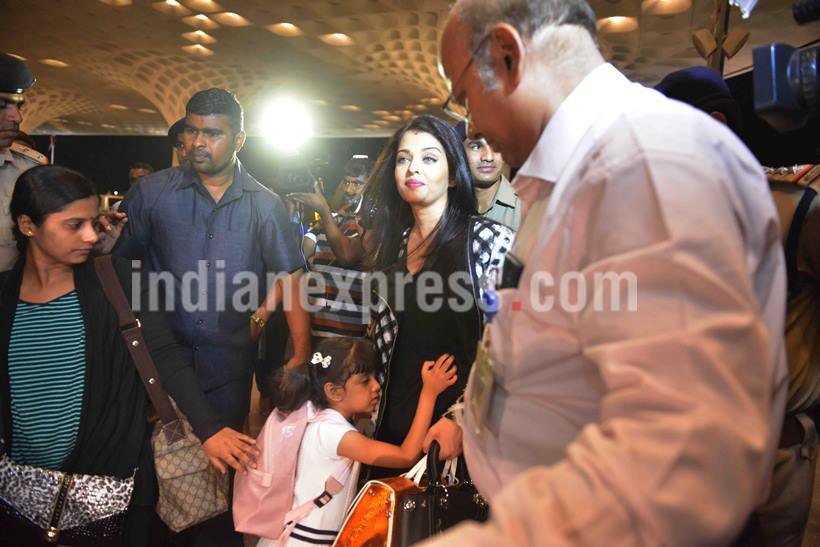 cannes 2016, aishwarya, aishwarya rai, aishwarya rai bachchan, aishwarya rai daughter, aaradhya bachchan, aishwarya cannes, aishwarya aaradhya pics, aishwarya rai bachchan cannes, aishwarya rai bachchan cannes 2016, aishwarya rai aaradhya, aishwarya cannes 2016, aishwarya rai cannes pics, aaradhya pics