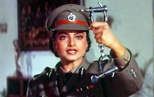 दुनिया मेरे आगेः असल जीवन का अक्स