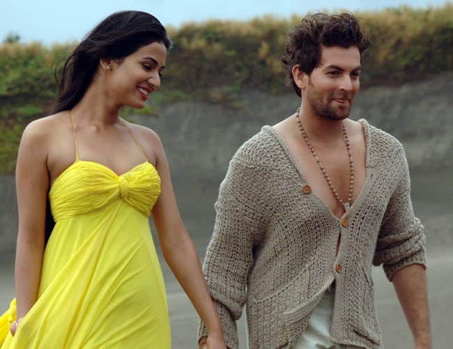 sonal chauhan, crazy obsession, roses, 8000 roses, bollywood, jannat, secret admirer, fans, instagram"