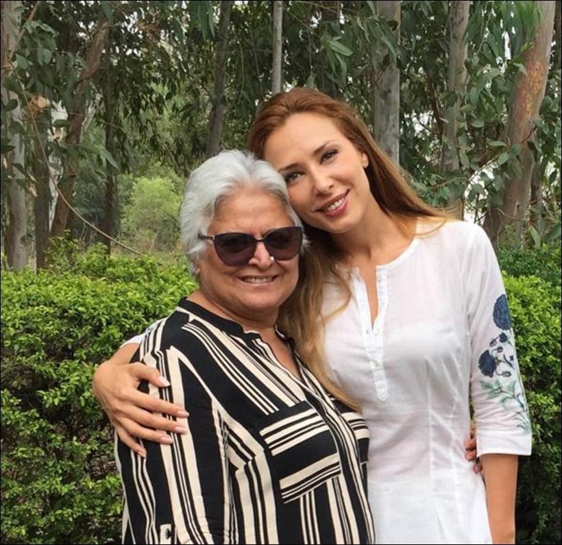Iulia Vantur, salman khan, Iulia Vantur husband, Iulia Vantur life, salman lulia, Iulia Vantur ex-husband, Romanian superstar, Marius Moga, Iulia salman marriage, salman lulia photos, lulia viral photo, lulia hot photos, lulia with salman, prieti zinta, salman zareen khan, salman khan marriage, salman khan love story, lulia love story, salman lulia news hindi, salman lulia news, salman news, lulia news