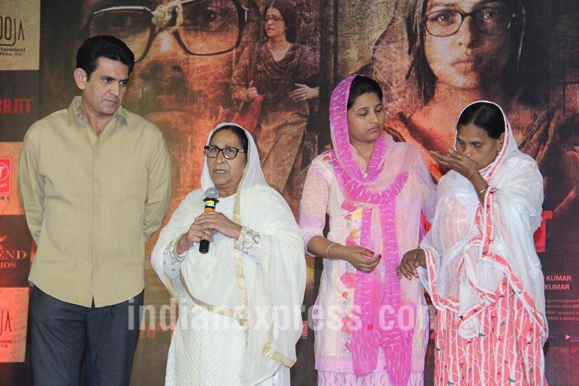 Aishwarya rai bachchan, Aishwarya rai bachchan news in hindi, sarabjit, sarabjit movie, sarabjit release date, Aishwarya rai bachchan sarabjit, sarabjit family, sarabjit mother, randeep hooda, darshan kumaar, omung kumaar, richa chadha, dalbir kaur, sukhpreet kaur, sarabjit wife, aishwarya dalbir pics, aishwarya rai pics, aishwarya pics, aishwarya sarbjit pics, sarabjit sister pics, sarabjit family pics, randeep hooda sarabjit movie, sarabjit sister dalbir kaur