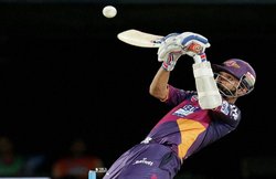 आईपीएल-9: दिल्ली पर गिरी पुणे के गेंदबाजों और बारिश की गाज