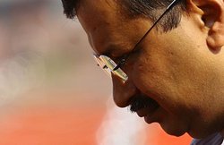 Twitter यूजर्स के निशाने पर आए केजरीवाल, ट्रेंड में छाया #KejriMastDelhiPast