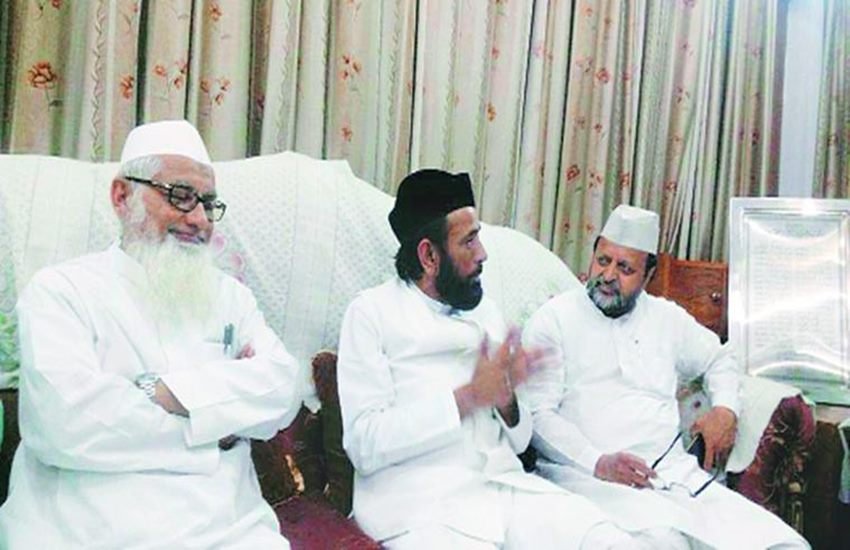 Barelvi,Deoband,RSS,Maulana Tauqeer Raza Khan,common minimum agenda,community,Ramzan,Darul Uloom Deoband,Jamiat Ulema-e-Hind,Maulana Abdul Kasim Nomani,