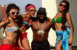 गेल पर अारोप, महिला पत्रकार से की अश्लील बातें, पूछा-अश्वेत के साथ बनाए हैं संबंध?