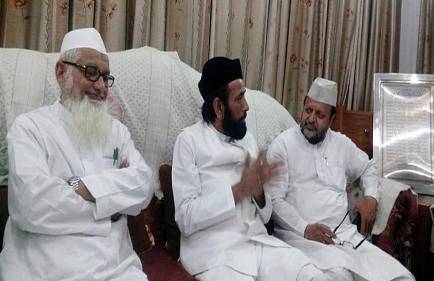 Barelvi,Deoband,RSS,Maulana Tauqeer Raza Khan,common minimum agenda,community,Ramzan,Darul Uloom Deoband,Jamiat Ulema-e-Hind,Maulana Abdul Kasim Nomani,Sects of Islam,Prophet Muhammad, Akhtar Ul wasey,Jamia Milia Islamia,Radical groups,Terrorism,Islamic terror,Barelvi movement,Sunni,NIA,
