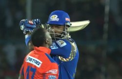 Video: मैच के दौरान ब्रावो जानबूझकर टकराए तो पोलार्ड ने उठा लिया बल्ला