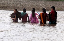 Gujarat,Education,Pass percentage,Hiran River,SSC,HSC,10th exam,Board exam,Gujarat Board results
