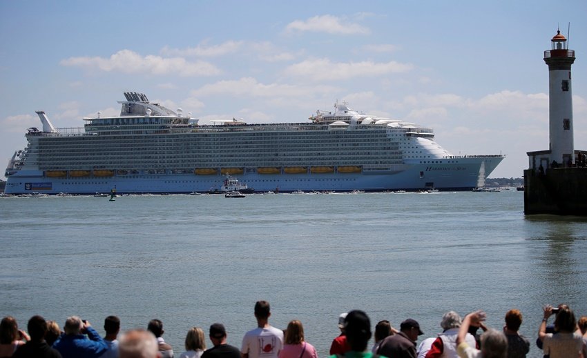 Harmony of the Seas, World largest cruise ship, Largest Ship, cruise ship, Harmony of the Seas Height, World's largest cruise, Saint-Nazaire shipyard, Maiden voyage, Effiel Tower, Effiel Tower Height, biggest cruise ship, biggest cruise ship pics, Harmony of the Seas pics, Harmony of the Seas photo, World largest cruise ship photo, World largest cruise ship pics