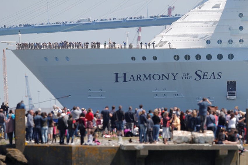 Harmony of the Seas, World largest cruise ship, Largest Ship, cruise ship, Harmony of the Seas Height, World's largest cruise, Saint-Nazaire shipyard, Maiden voyage, Effiel Tower, Effiel Tower Height, biggest cruise ship, biggest cruise ship pics, Harmony of the Seas pics, Harmony of the Seas photo, World largest cruise ship photo, World largest cruise ship pics