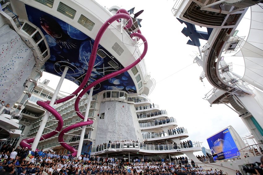 Harmony of the Seas, World largest cruise ship, Largest Ship, cruise ship, Harmony of the Seas Height, World's largest cruise, Saint-Nazaire shipyard, Maiden voyage, Effiel Tower, Effiel Tower Height, biggest cruise ship, biggest cruise ship pics, Harmony of the Seas pics, Harmony of the Seas photo, World largest cruise ship photo, World largest cruise ship pics