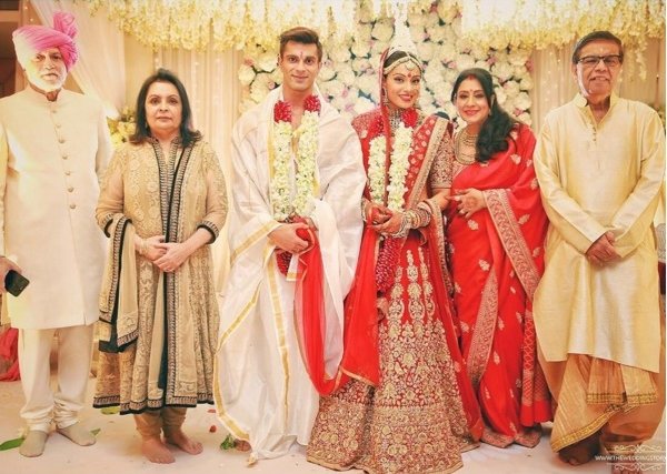 Karan Singh Grover and Bipasha Basu Marriage Photos, Karan-Bipasha Marriage, Karan Singh Grover Marriage Photos, Karan Singh Grover Photos, Bipasha Basu Photos, Karan-Bipasha Marriage Decoration, Karan-Bipasha Marriage Guests, karan singh grover wife, bipasha basu age, Bipasha Basu Wedding, Karan-Bipasha Wedding, karan bipasha wedding pics