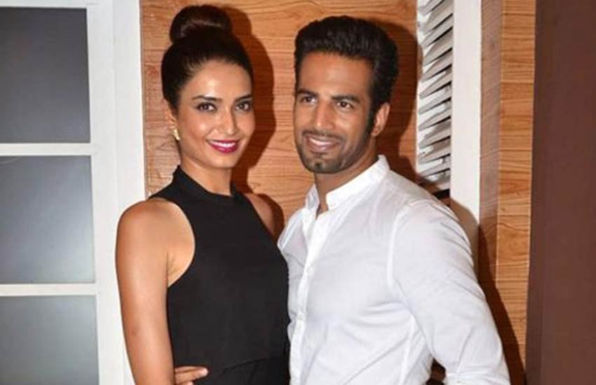 karishma tanna, upen patel, karishma tanna upen patel breakup, karishma upen split, karishma upen breakup, karishma tanna upen patel, karishma tanna upen patel split, bigg boss, karishma tanna bigg boss, karishma tanna photos, karishma tanna life, karishma tanna love story, karishma tanna movie, nach baliye