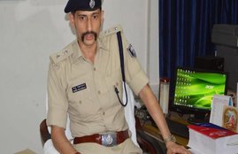 Manu Maharaj,Police Jeep,Bihar police,SSP,GPS,Alertness,Burglary,Robbery,Jeep theft,Jeep chori,Vehicle lifting,Law and order