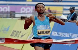 गेरेमेव लगातार दूसरा विश्व 10के खिताब जीतने वाले पहले एथलीट बने