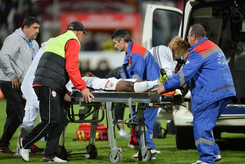 Patrick Ekeng deaths, Patrick Ekeng photos, Cameroon midfielder, Patrick Ekeng, footballer died in live match, death in live match