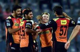 IPL 2016, SRH vs GL, Sunrisers Hyderabad, Gujarat Lions, Suresh Raina, David Warner, Cricket