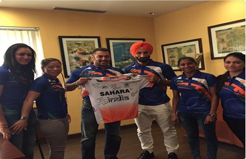 bipasha basu, salman khan, karan singh grover, bipasha salman, salman khan bipasha basu reception, bipasha reception, bipasha basu news, karan singh grover, bipasha karan, bipasha karan singh grover, bipasha karan pics, bipasha salman pics, entertainment news, bipasha basu news, bipasha basu latest news, bipasha basu wedding, bipasha basu hindi news, bipasha basu news