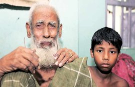 Kolkata assembly elections, assembly elections 2016, Boy beaten, DIDI goons beat boy, Shaheel Mollah beaten, Trinamool Congress, india news