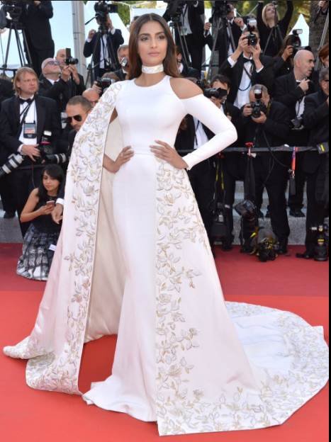 Sonam kapoor cannes 2016, Sonam kapoor cannes, Sonam kapoor At Cannes, Sonam Kapoor Cannes Pic, Sonam Kapoor Cannes Dress, Sonam Kapoor Dress in Cannes, Sonam Kapoor Cannes Film festival 2016, Sonam kapoor cannes, Sonam kapoor cannes 2016, Cannes 2016 Sonam, Cannes Sonam kapoor, Sonam kapoor Cannes film festival, Sonam Cannes From The Land And The Moon, Sonam Kapoor Cannes, Cannes 2016 Sonam kapoor,