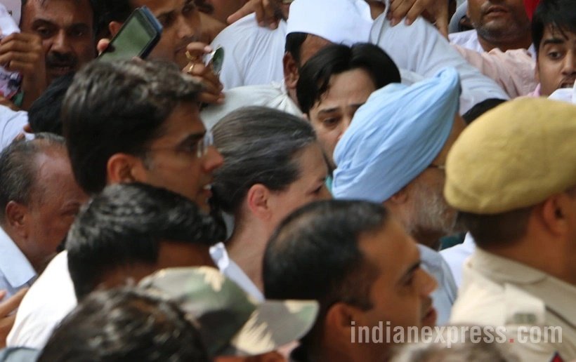 rahul gandhi, sonia gandhi, manmohan singh, congress march, sonia gandhi arrest, manmohan arrest, congress march photos, congress news, congress march news, india news, jansatta
