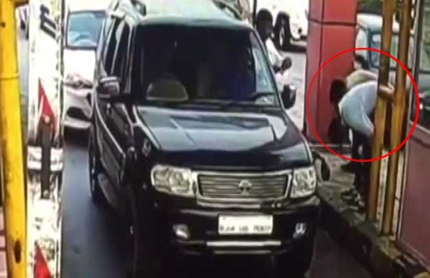 Dhan Singh, Dhan Singh Ajmer, Toll booth in ajmer, toll tax in ajmer, Toll tax in rajasthan, Ajmer, Toll booth employee threatened in Raj