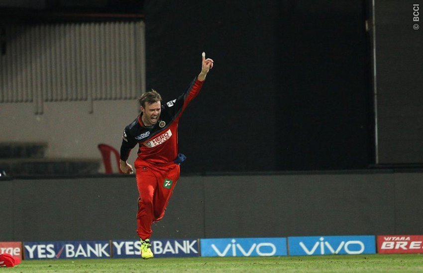 IPL 9, Virat Kohli, Virat Kohli Orange Cap, Bhuneshwar Kumar, Bhuneshwar Kumar Purple Cap, IPL 9 Record, Ab De Villiers, IPL 9 Maximum Runs, IPL 9 Maximum Fours, IPL 9 Maximum Sixes, IPL 9 Maximum Wickets