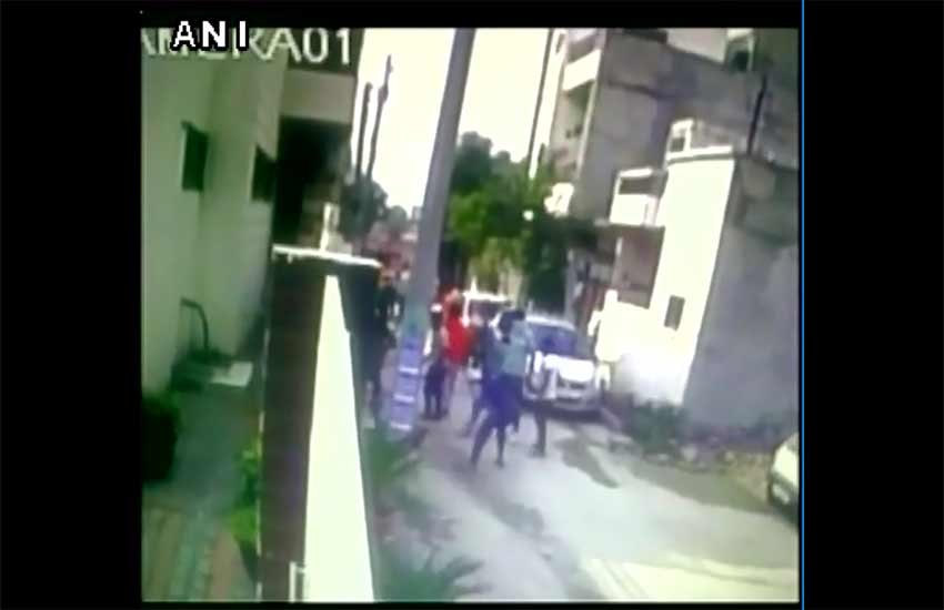 akali dal, punjab, akali dal leader beaten, punjab latest news, akali dal latest news, crime news, attack caught on camera