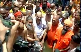 Amit Shah, Amit Shah Kumbh, Amit Shah Kumbh snan, Amit Shah Kumbh BJP, Amit Shah Kumbh dalit vote