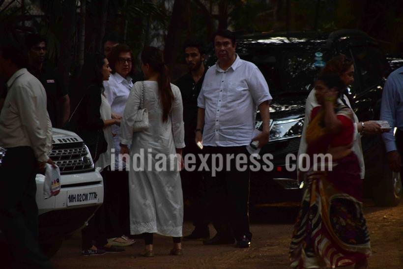 Kareena Kapoor, Karisma Kapoor, Kareena Kapoor latest news, Karisma Kapoor latest news, Kareena Karisma, Babita, Randhir Kapoor, Kareena Karisma photos, Kareena Kapoor Karisma Kapoor naani prayer meet photos, Barbara Shivdasani, Babita mother Barbara, Kareena Karisma photos, Kareena Kapoor pic, karisma kapoor pic, kareena karisma pics, kareena kapoor mother, kareena kapoor naani, karisma kapoor naani