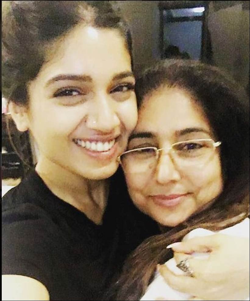 Mothers Day, happy mothers day, Preity Zinta, Bipasha Basu mom, Bipasha Basu, Twinkle Khanna, Preity Zinta mom, Madhuri dixit, mothers day wishes, jacqueline fernandez, bollywood actress moms, entertainment photos
