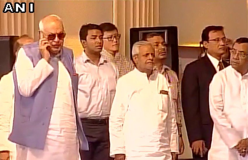 Farooq Abdullah, phone, national anthem
