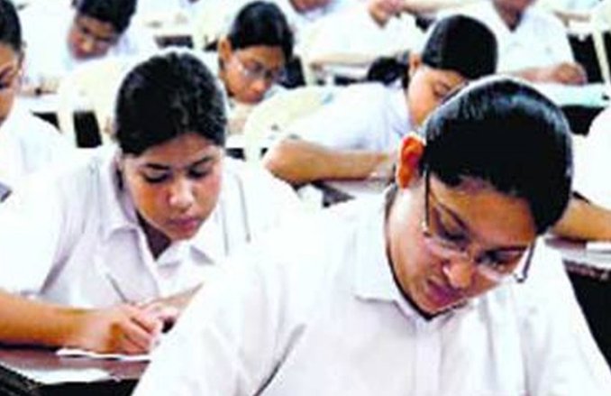 परीक्षा के तनाव के बाद आत्महत्या का सबसे बड़ा कारण दिल का टूटना