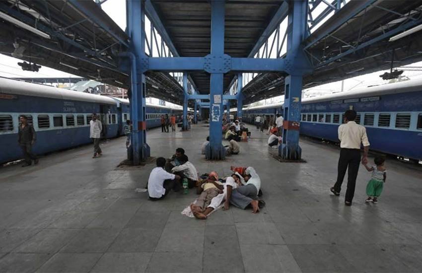vikalp scheme, vikalp trains, ndian Railways waitlisted passengers, Indian Railways tickets confirmation, Indian Railways waiting tickets